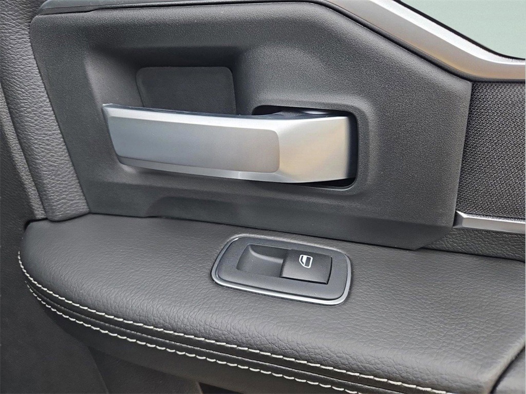 2024 Ram 2500 Big Horn photo 33