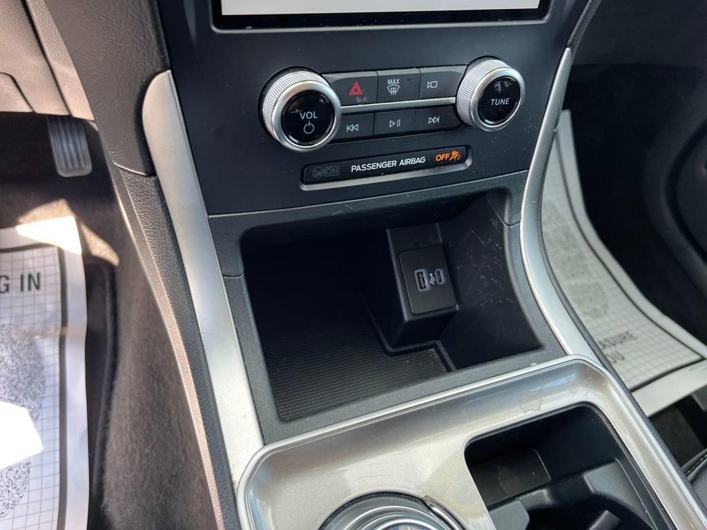 2024 Ford Edge SEL photo 12