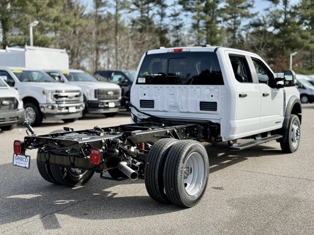 2025 Ford F-550 XL photo 4