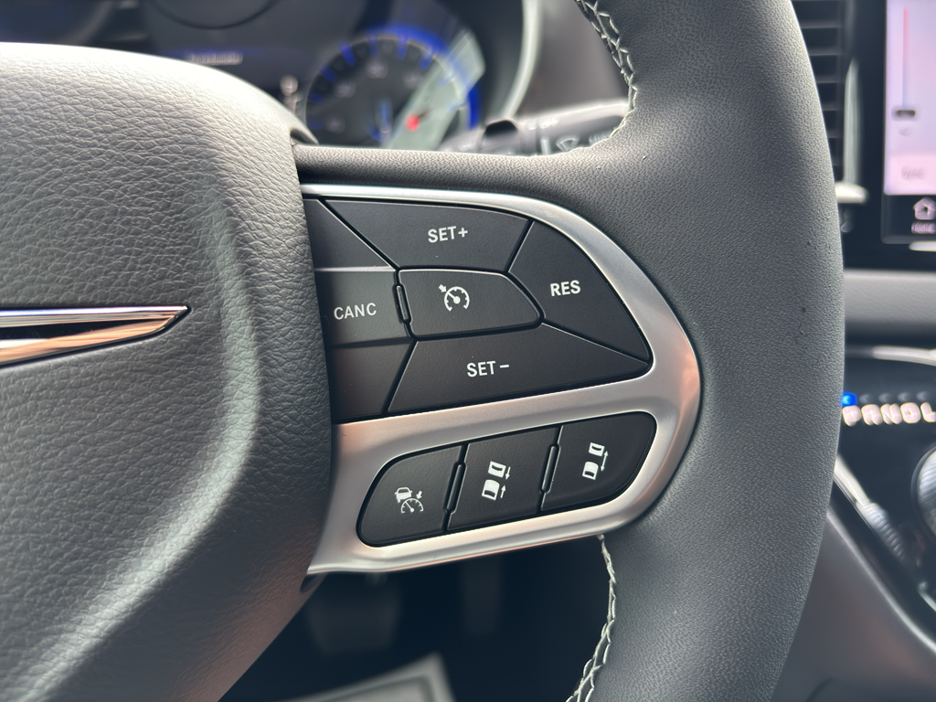 2026 Chrysler Voyager LX photo 35