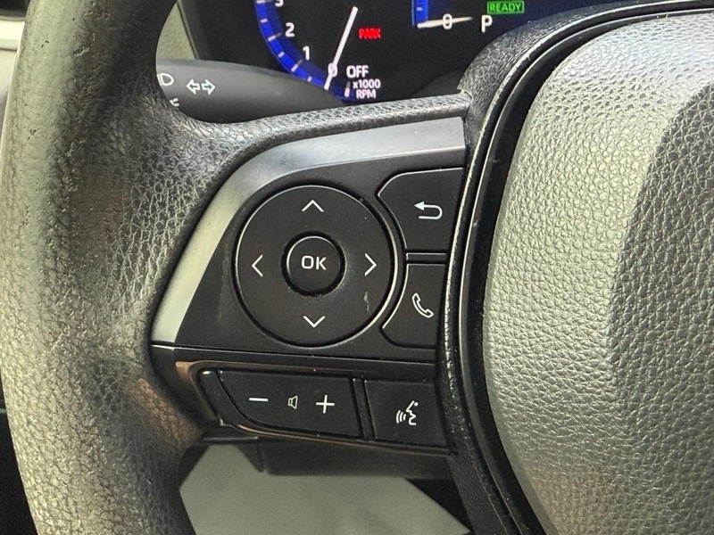 2021 Toyota Corolla Hybrid LE photo 18