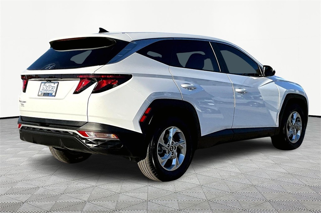 Used 2024 Hyundai Tucson SE with VIN 5NMJA3DE0RH432691 for sale in Kansas City