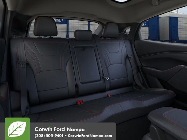 2025 Ford Mustang Mach-E Premium photo 4