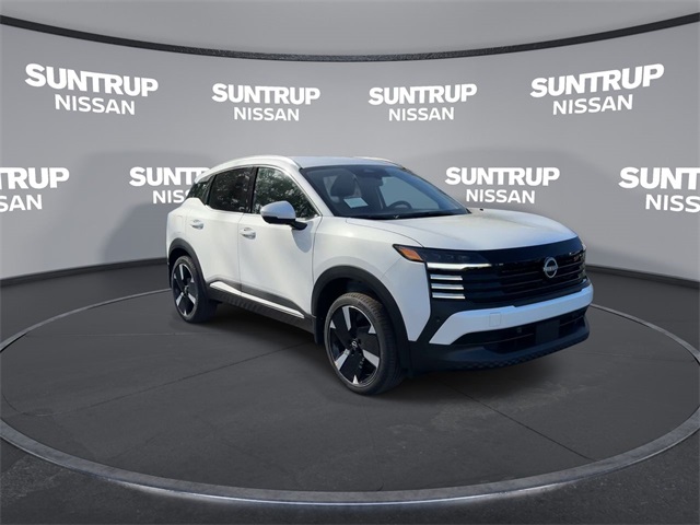 2025 Nissan Kicks SR photo 2