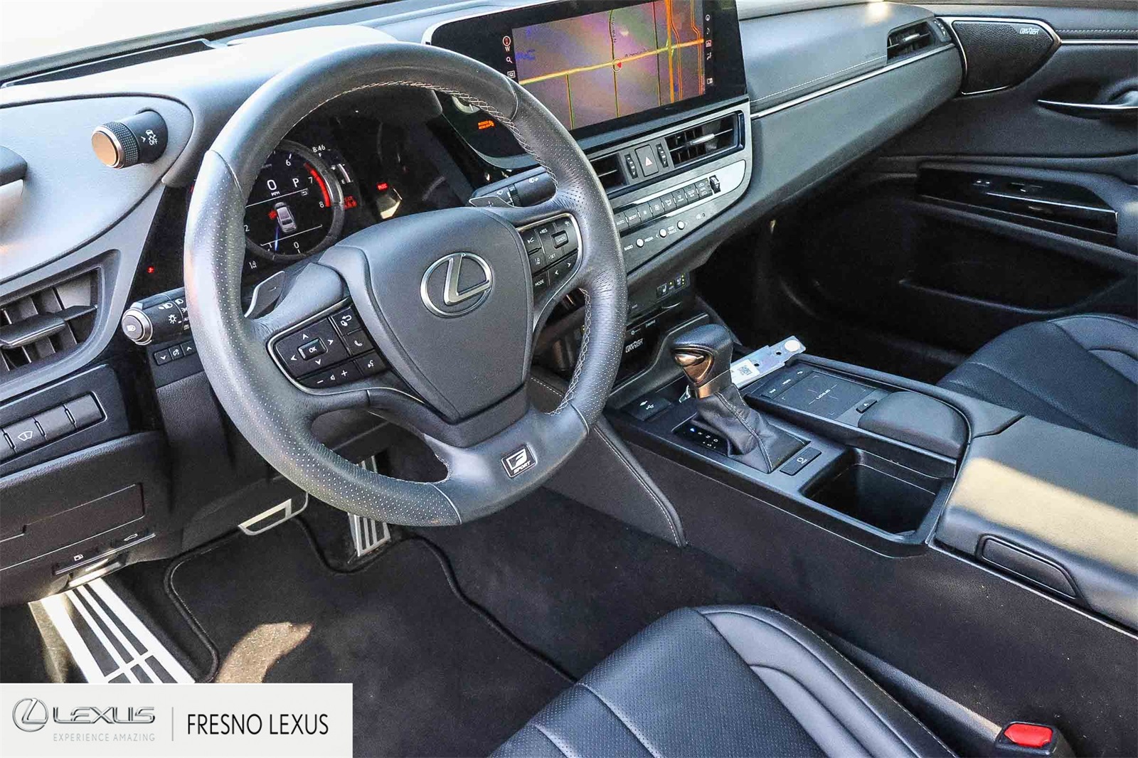 2022 Lexus ES 350 F SPORT photo 18