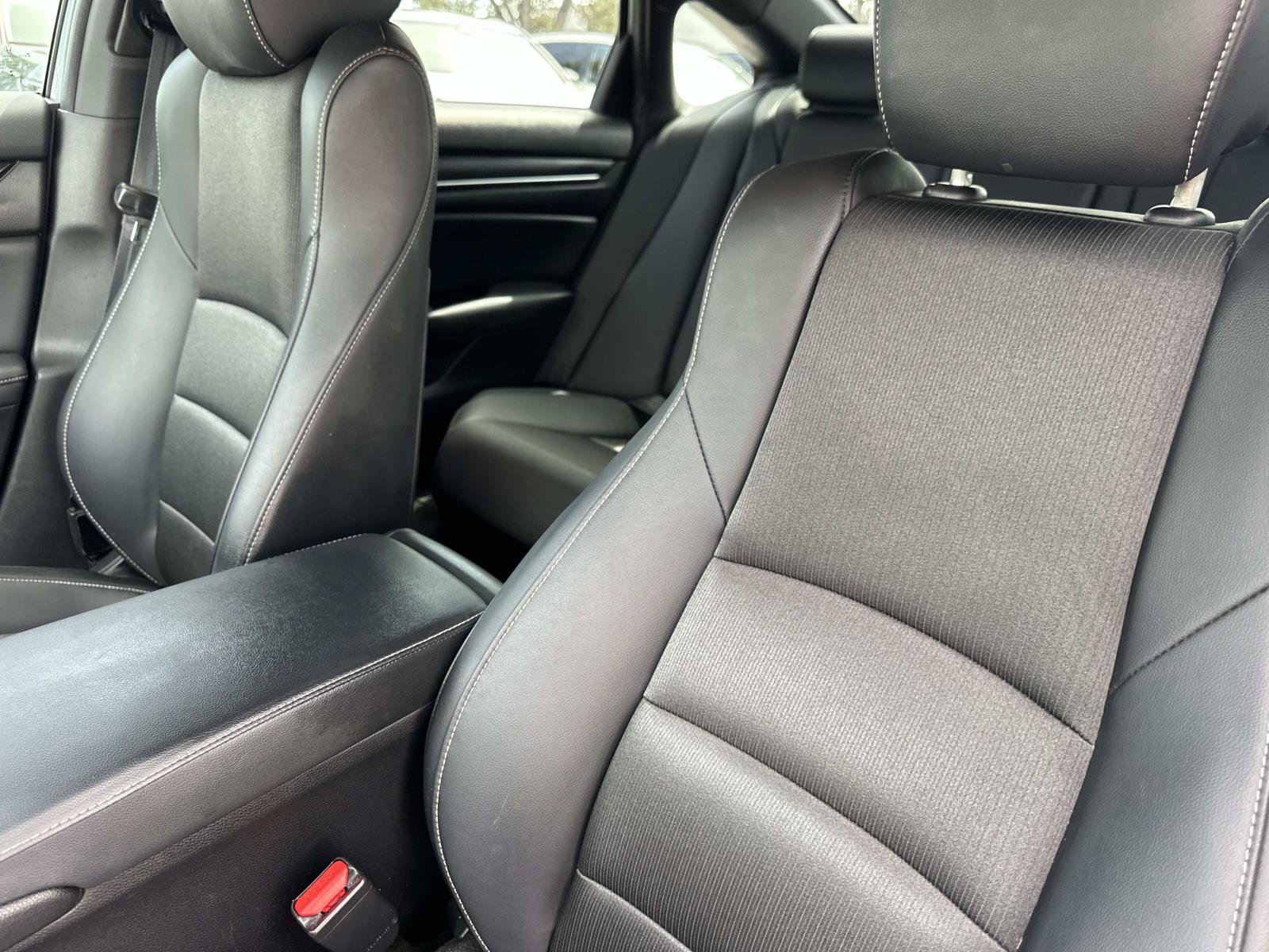 2022 Honda Accord Hybrid Sport photo 19