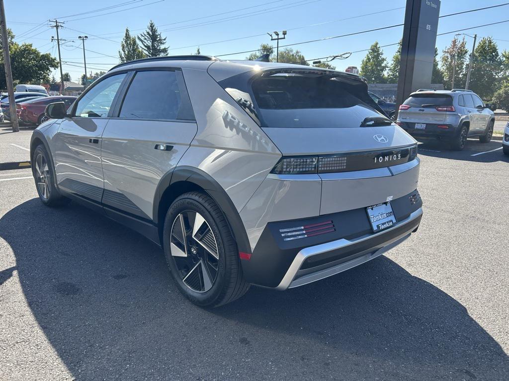 2025 Hyundai Ioniq 5 SEL photo 8