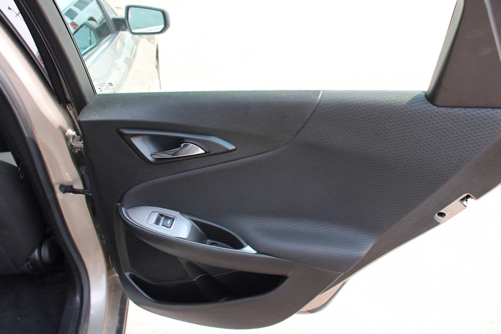 2022 Chevrolet Malibu photo 39