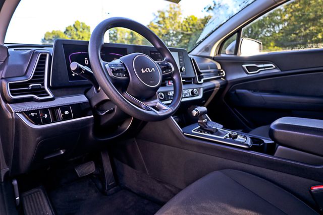 2023 Kia Sportage LX photo 14