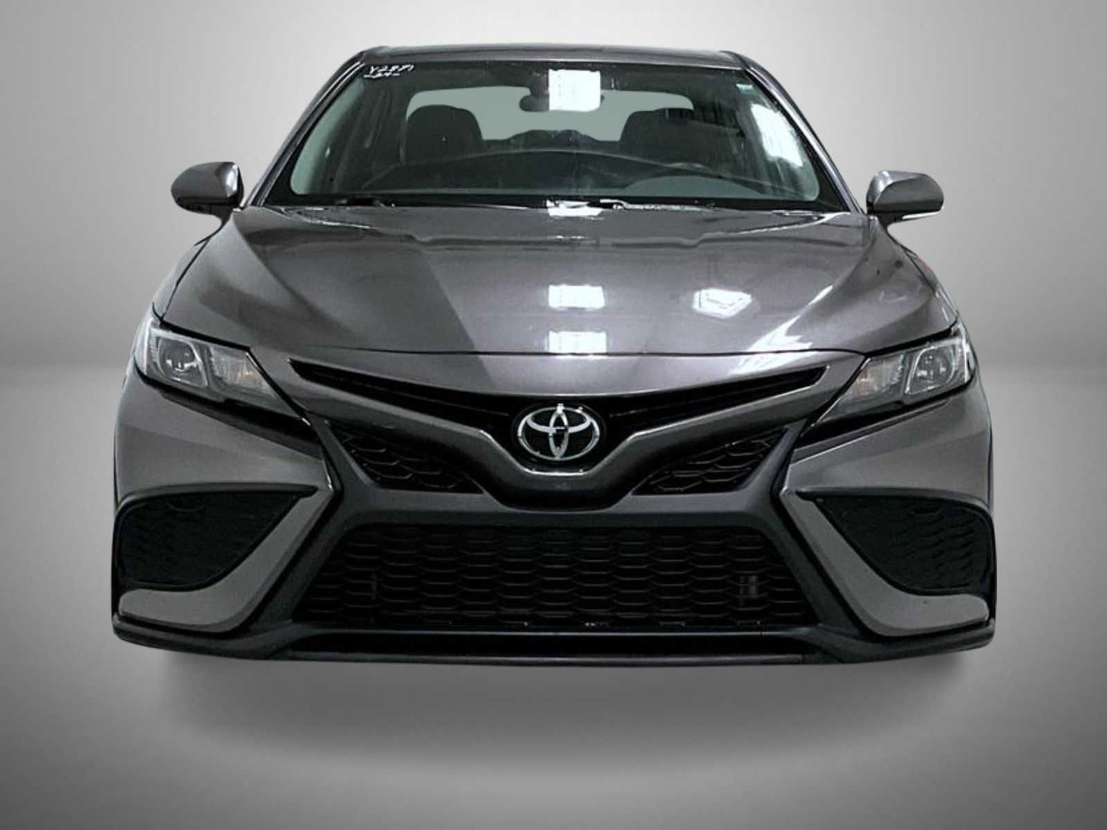 2024 Toyota Camry SE photo 2