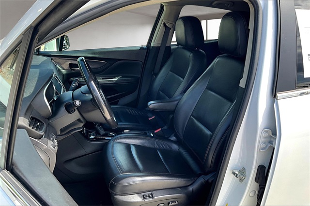 2020 Buick Encore Essence photo 24