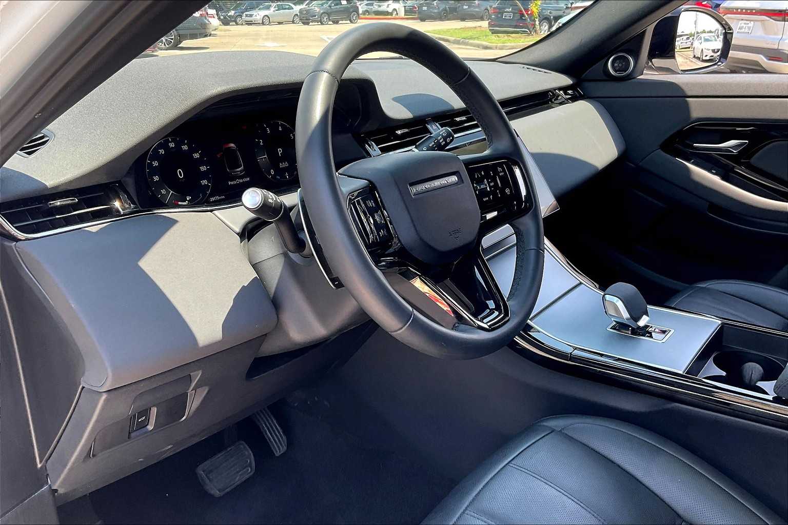2024 Land Rover Range Rover Evoque S photo 14