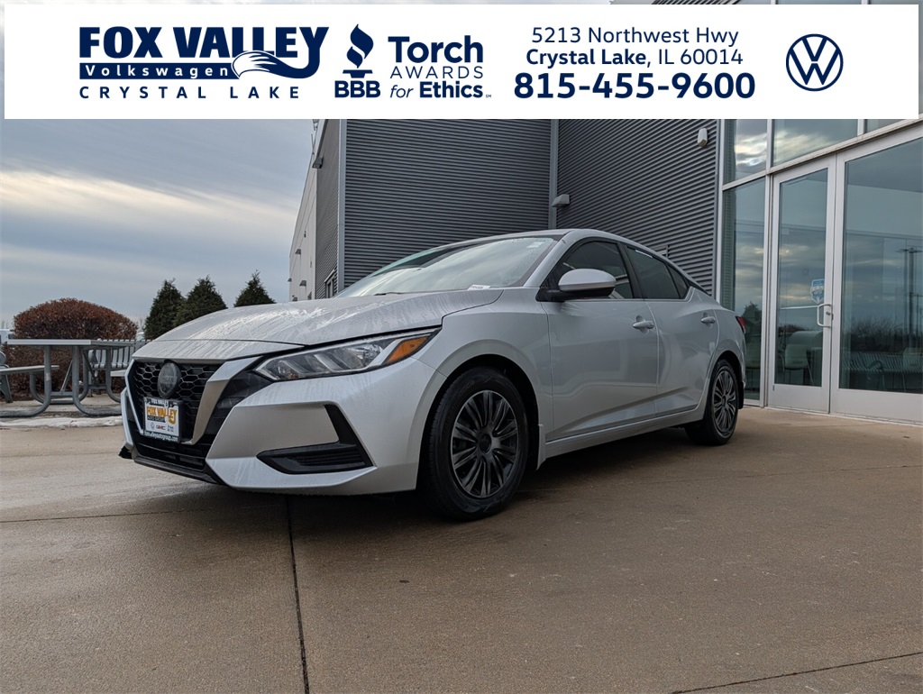 2021 Nissan Sentra S's photo