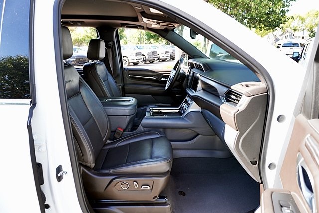 2023 Gmc Yukon Denali photo 9