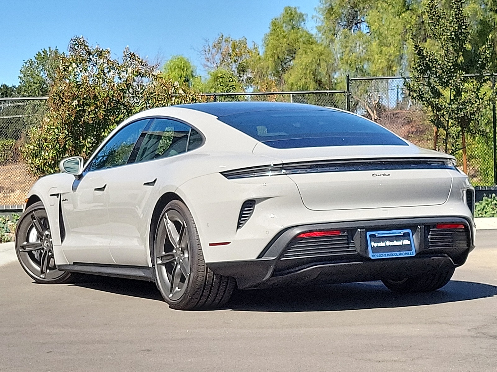 2025 Porsche Taycan Turbo photo 3