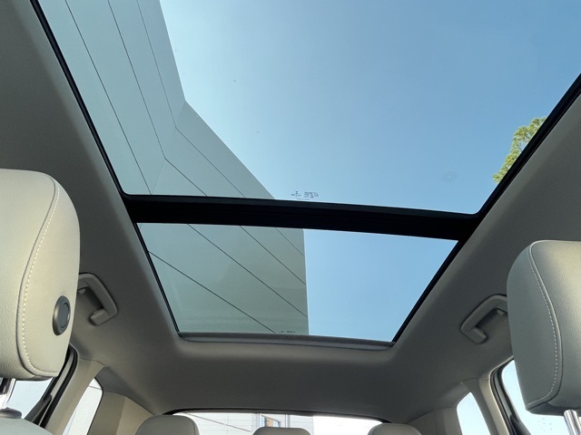 2022 Volkswagen Taos SE photo 6