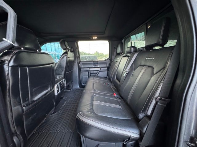 2021 Ford F-250 photo 19