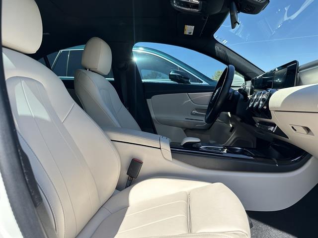 2022 Mercedes Benz CLA 250 photo 3