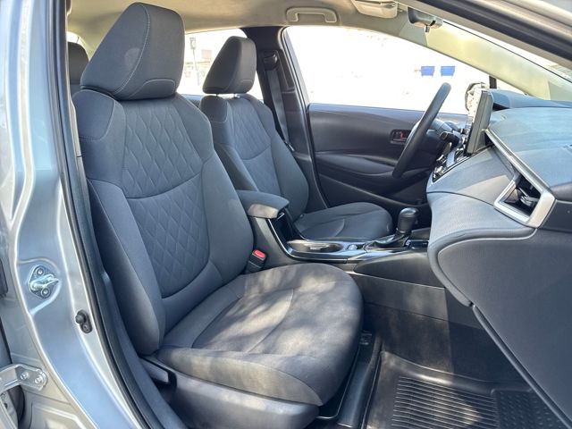 2022 Toyota Corolla LE photo 18