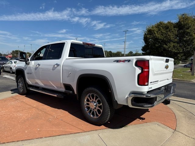 2026 Chevrolet Silverado 2500HD LTZ photo 4