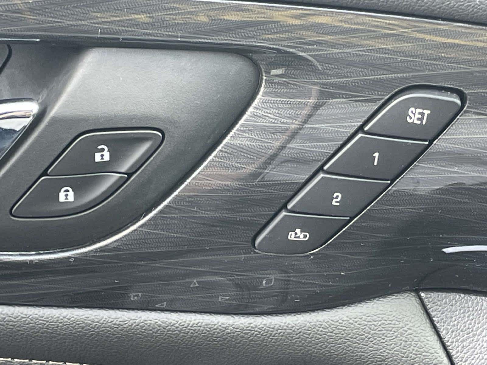 2023 Chevrolet Traverse High Country photo 24