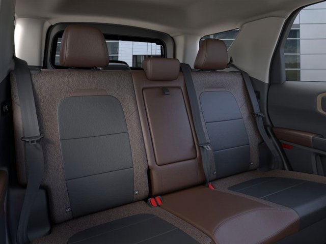 2025 Ford Bronco Sport Outer Banks photo 11
