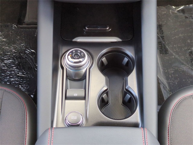 2025 Ford Explorer ST-Line photo 18