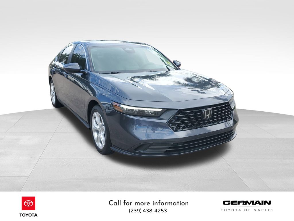 2023 Honda Accord LX photo 3