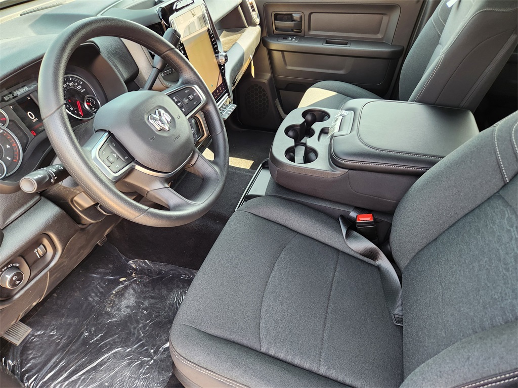 2026 Ram 3500 Tradesman photo 8