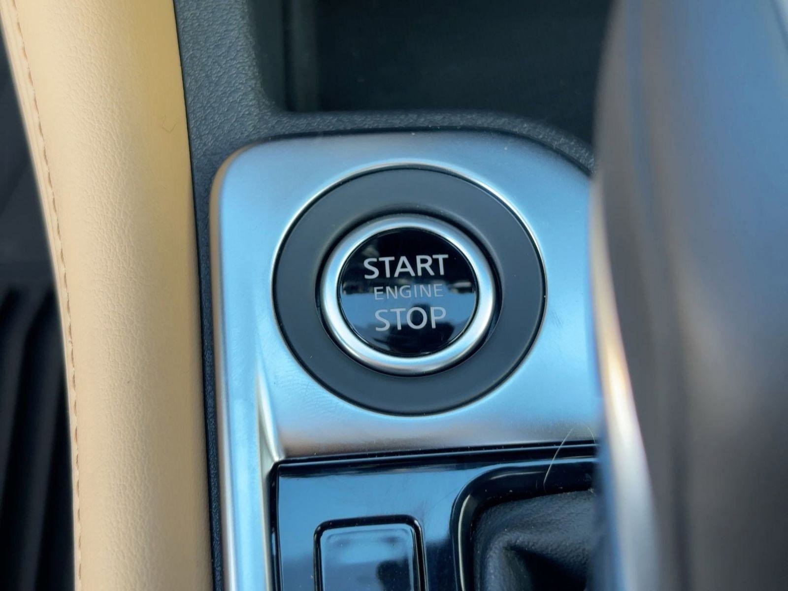 2025 Nissan Sentra SV photo 22