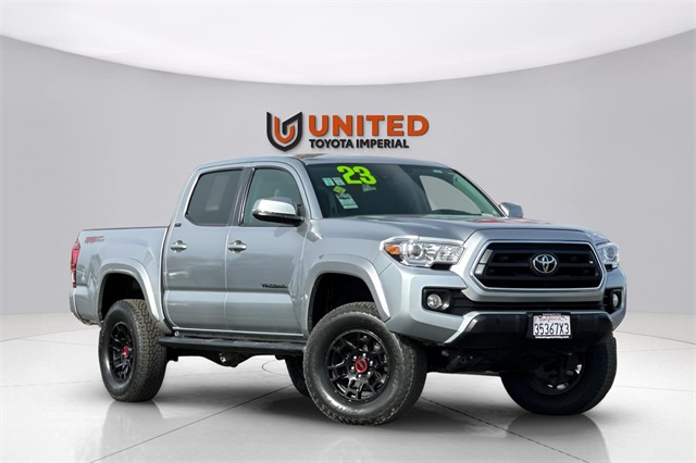 2023 Toyota Tacoma SR5's photo