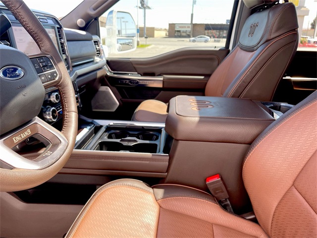 2024 Ford F-450 photo 13