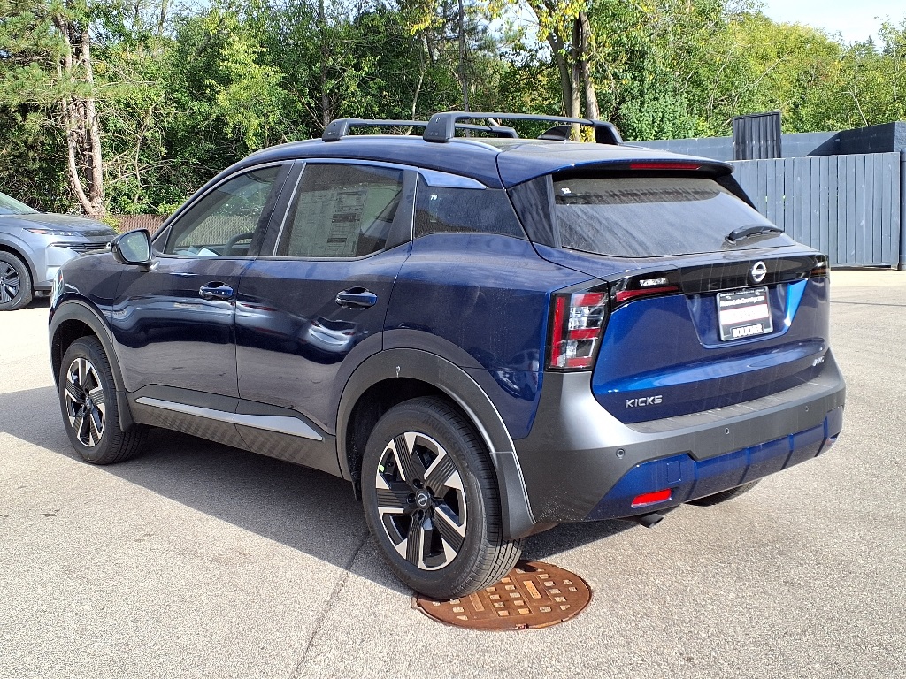 2026 Nissan Kicks SV photo 4