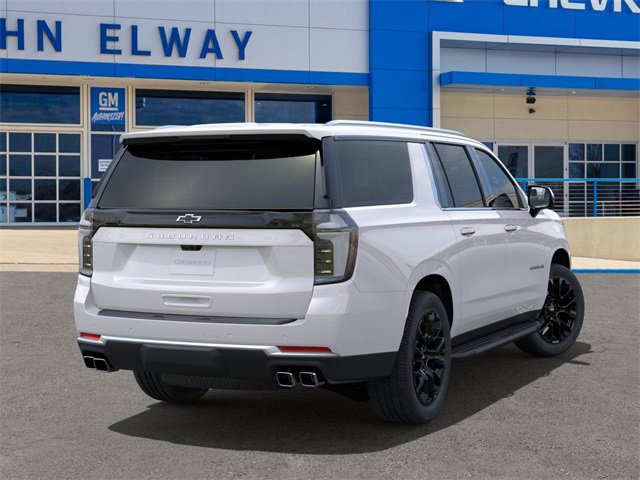 2025 Chevrolet Suburban High Country photo 3