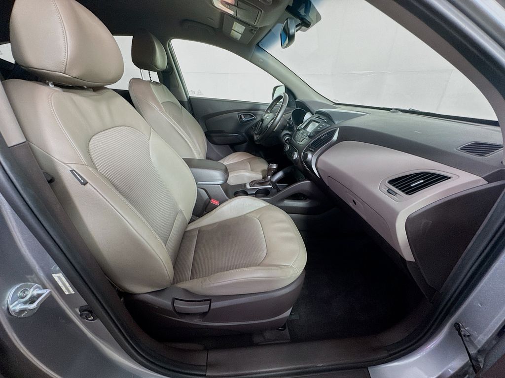 2014 Hyundai Tucson SE photo 31