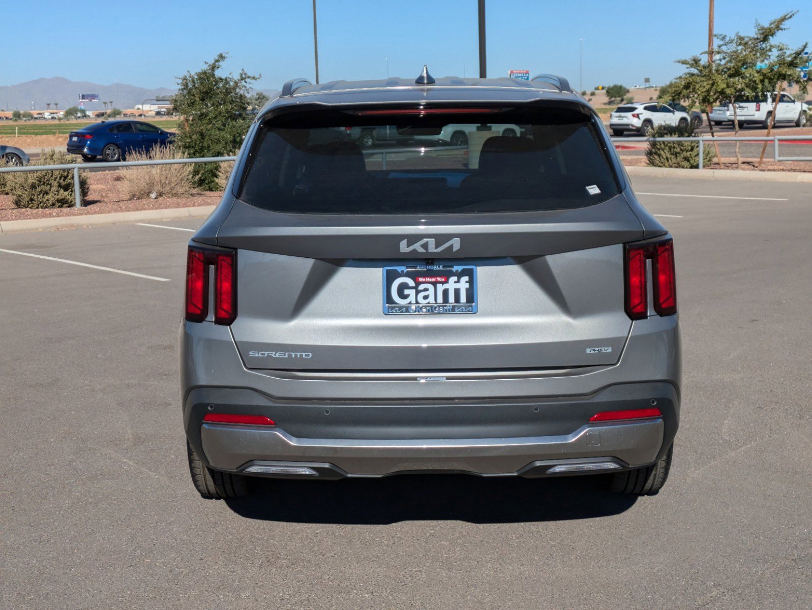 2025 Kia Sorento Plug-In Hybrid EX photo 4