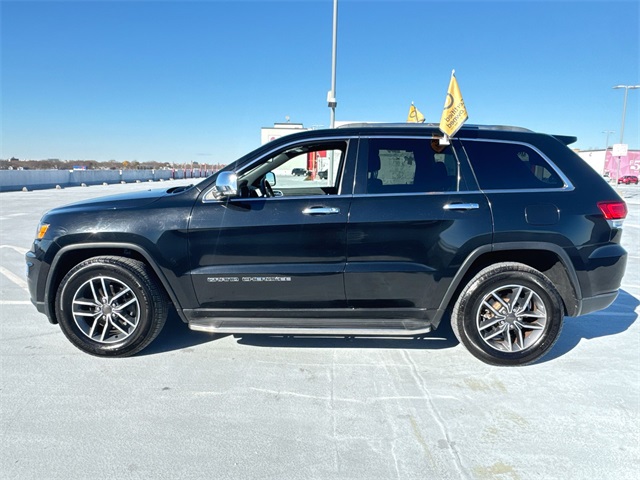 2020 Jeep Grand Cherokee Limited photo 2