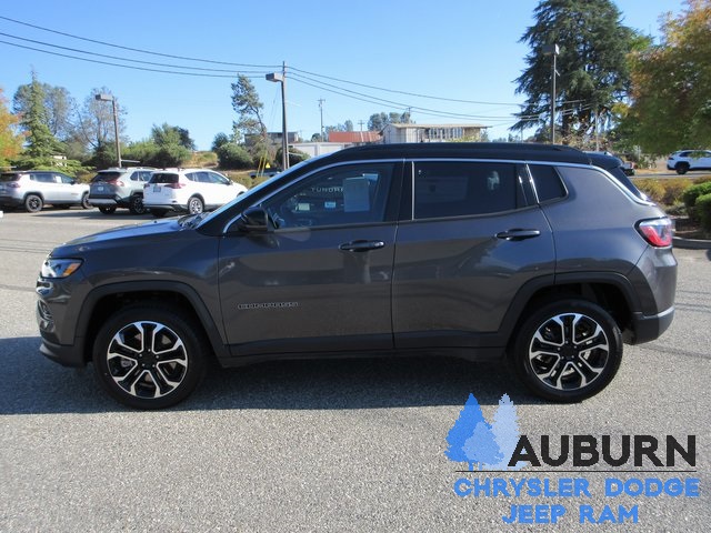 2023 Jeep Compass Limited photo 4