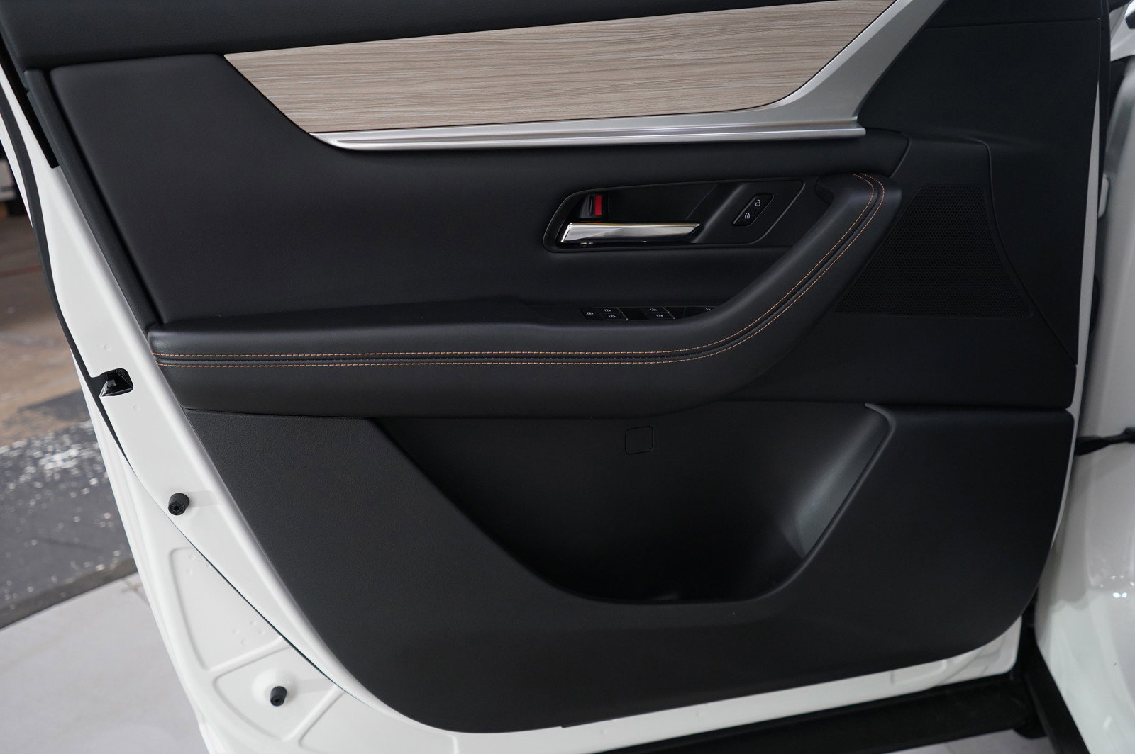 2024 Mazda CX-90 Preferred photo 17