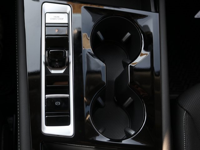 2026 Volkswagen Atlas SE Technology photo 17