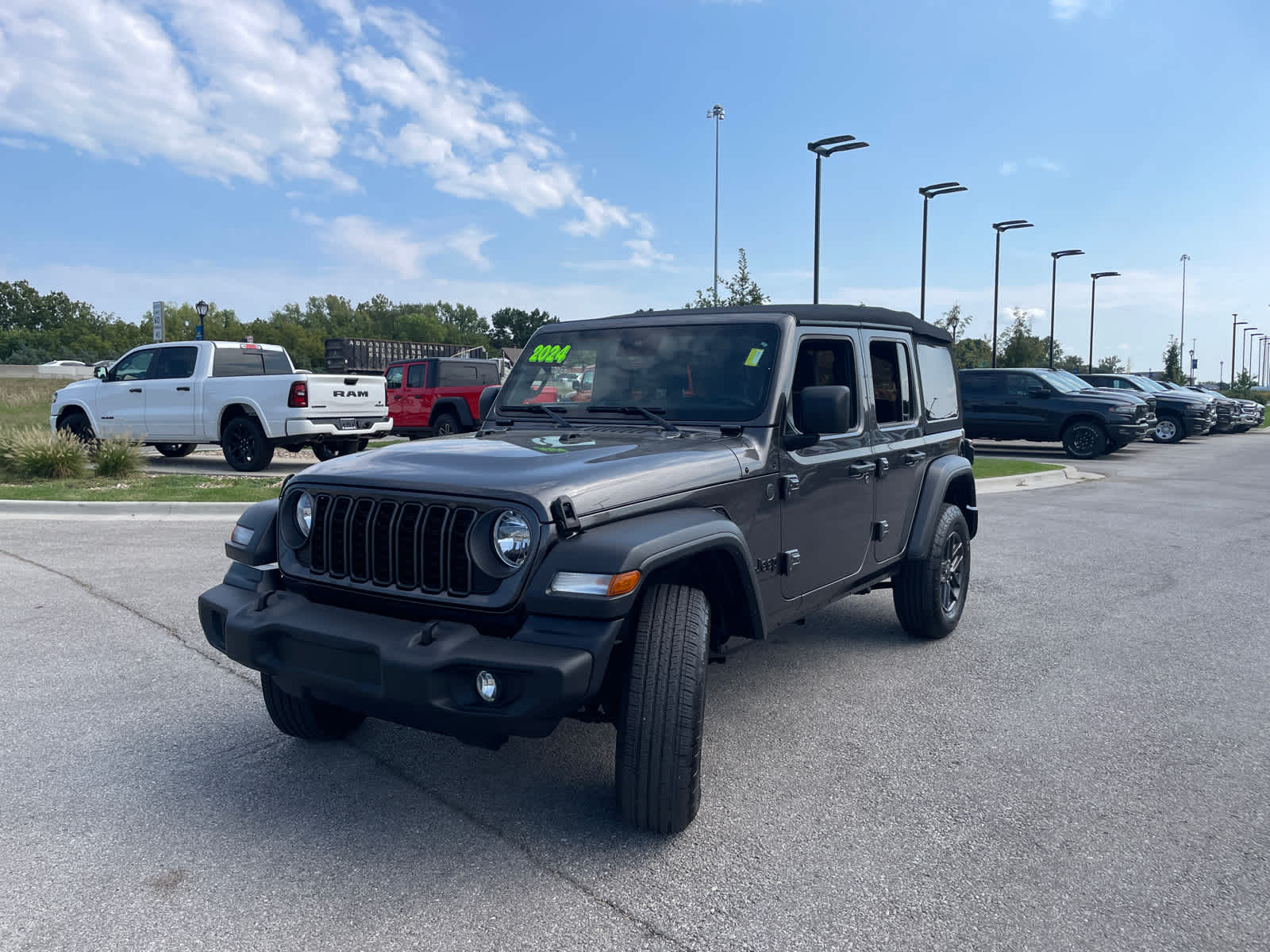 2024 Jeep Wrangler Sport S photo 4