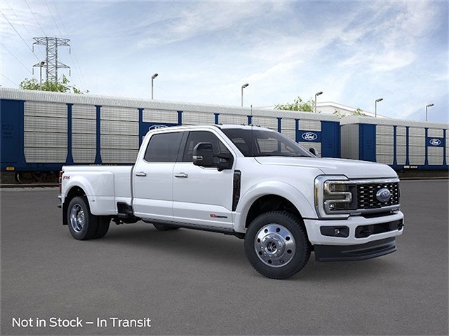 2026 Ford F-450 Platinum photo 7