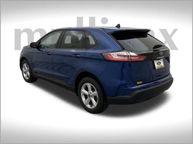 2024 Ford Edge SE photo 3