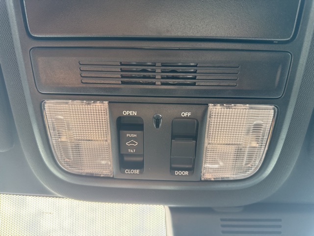 2018 Honda Accord Sport 2.0T photo 27