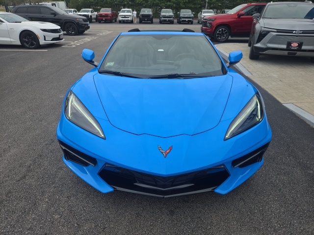 2021 Chevrolet Corvette Stingray 1LT photo 2