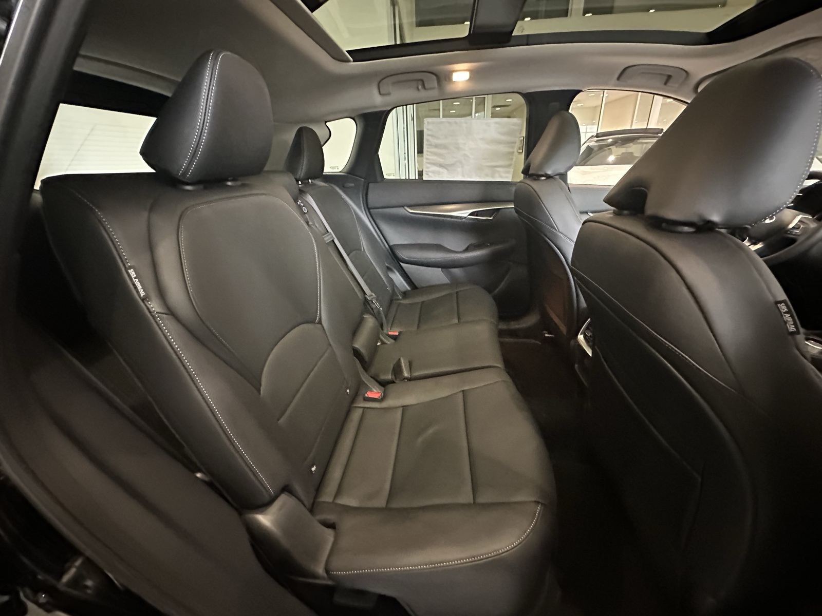 2025 Infiniti QX50 Luxe AWD photo 33