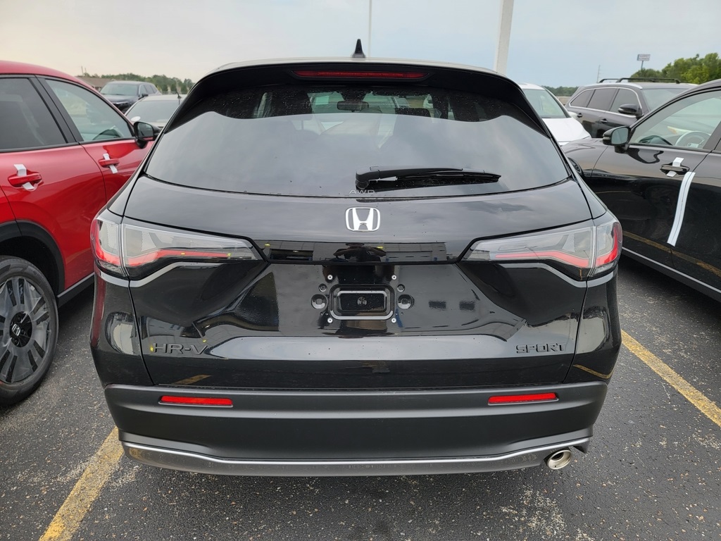 2026 Honda HR-V Sport photo 3