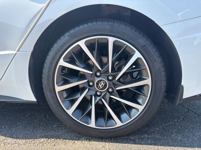 2022 Hyundai Sonata Limited photo 10