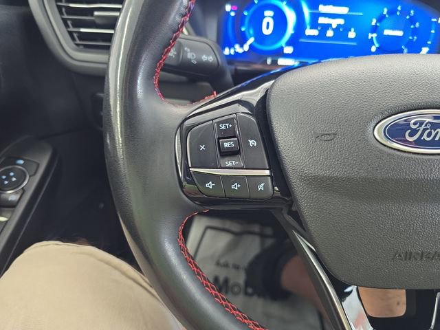 2021 Ford Escape SEL photo 18