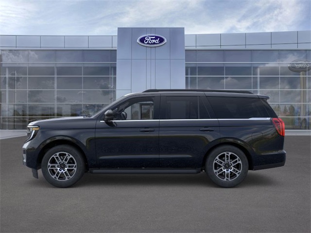 2025 Ford Expedition photo 2